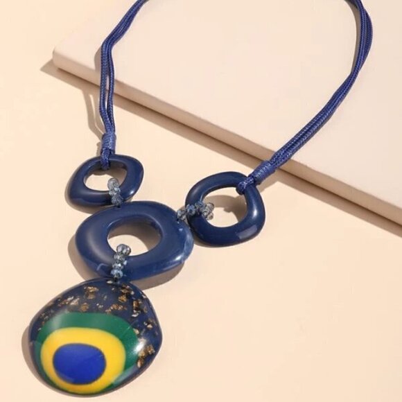 Blue Geometric pendant statement necklace - Picture 2 of 9